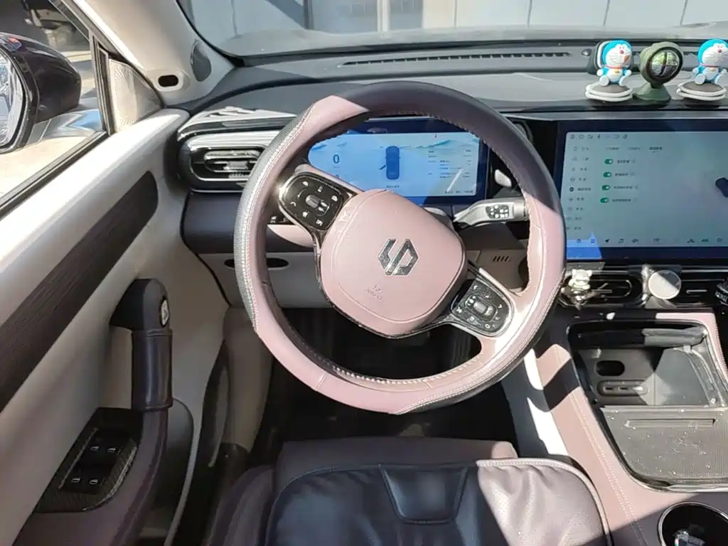 Leapmotor Leapmotor C11 — миниатюра 11