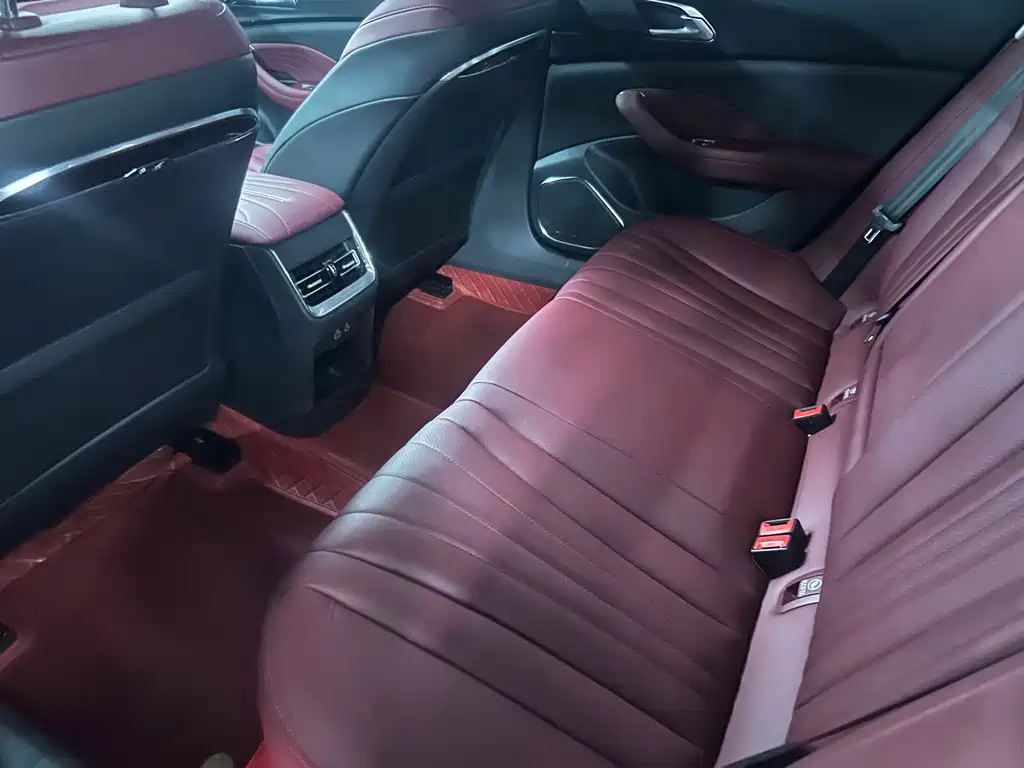 Hongqi Hongqi H5 — миниатюра 4