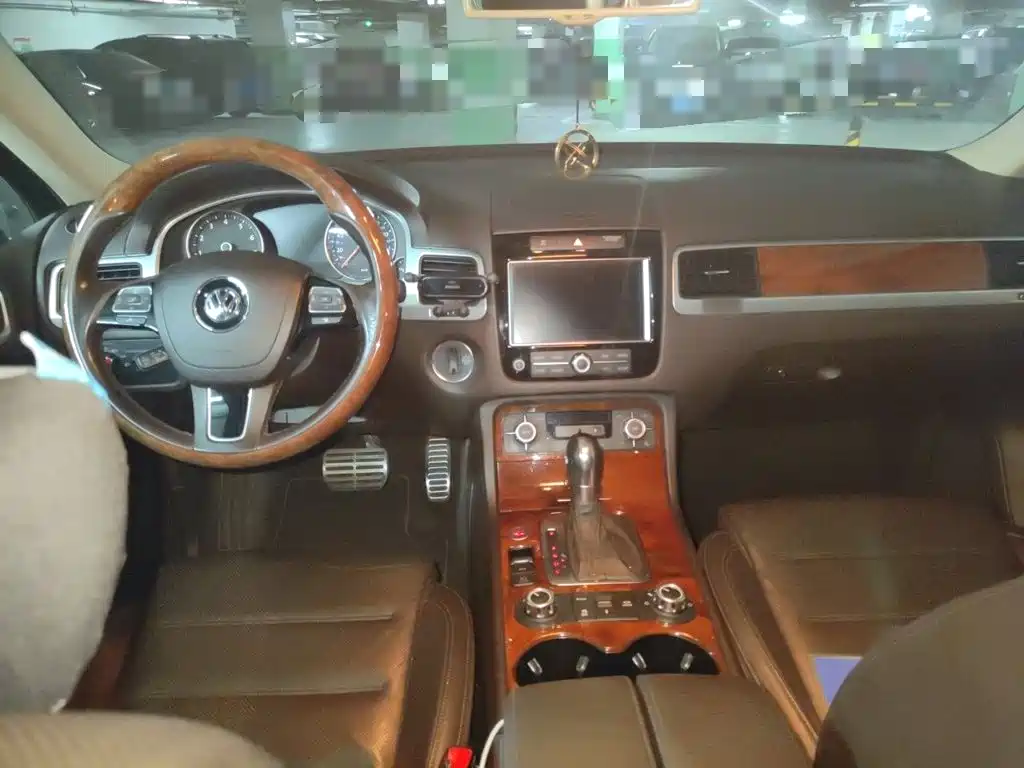 Volkswagen Touareg — миниатюра 13