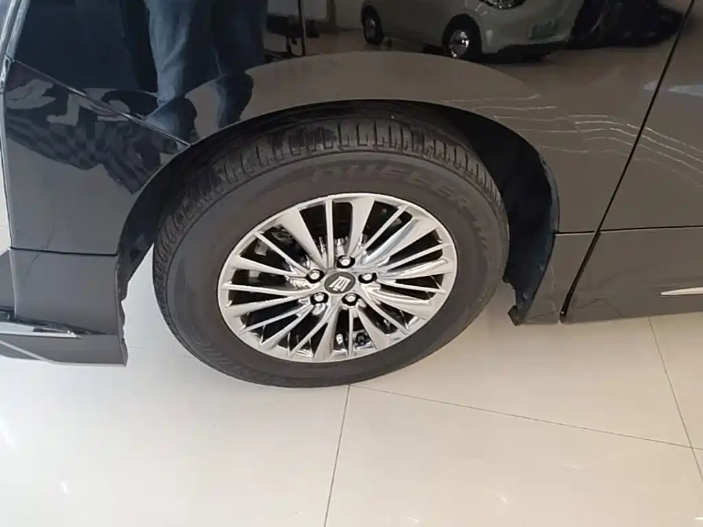 Toyota Vellfire — миниатюра 23