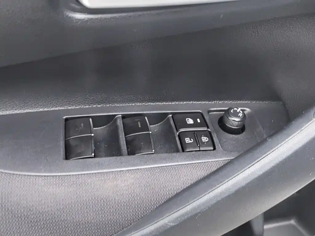 Toyota Corolla — миниатюра 9