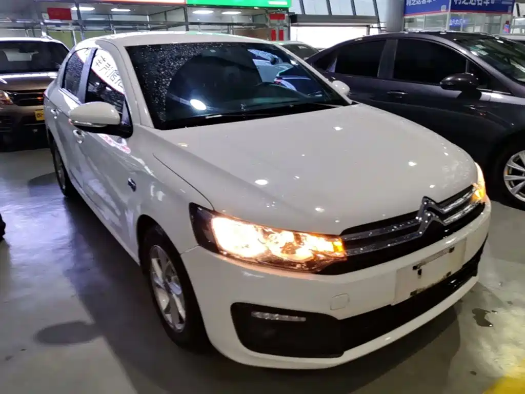 Citroen Elysee — миниатюра 4