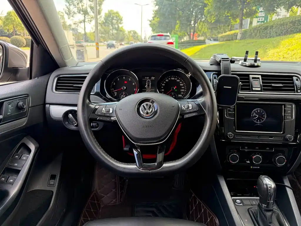 Volkswagen Sagitar — миниатюра 14