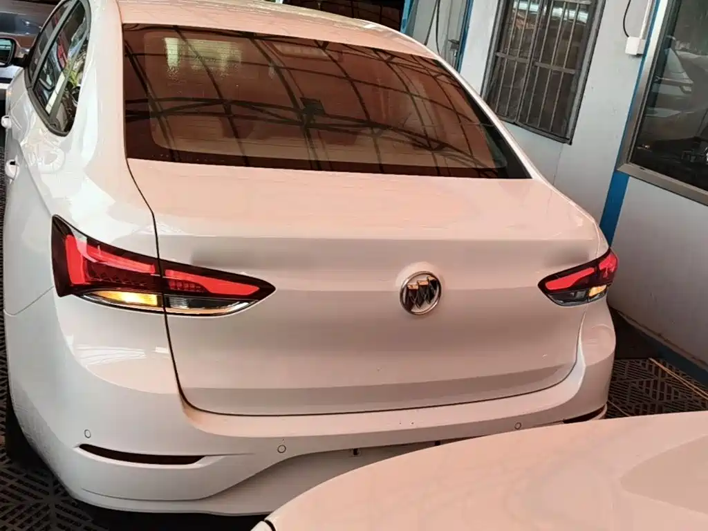 Buick Excelle — миниатюра 6