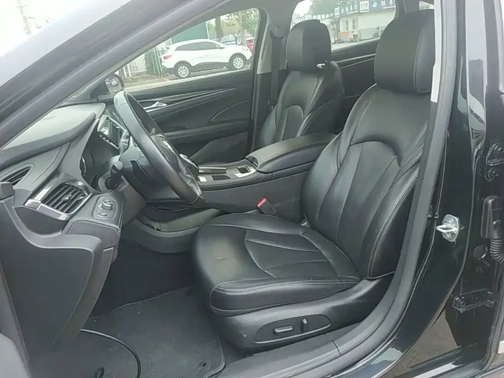 Buick LaCrosse — миниатюра 15
