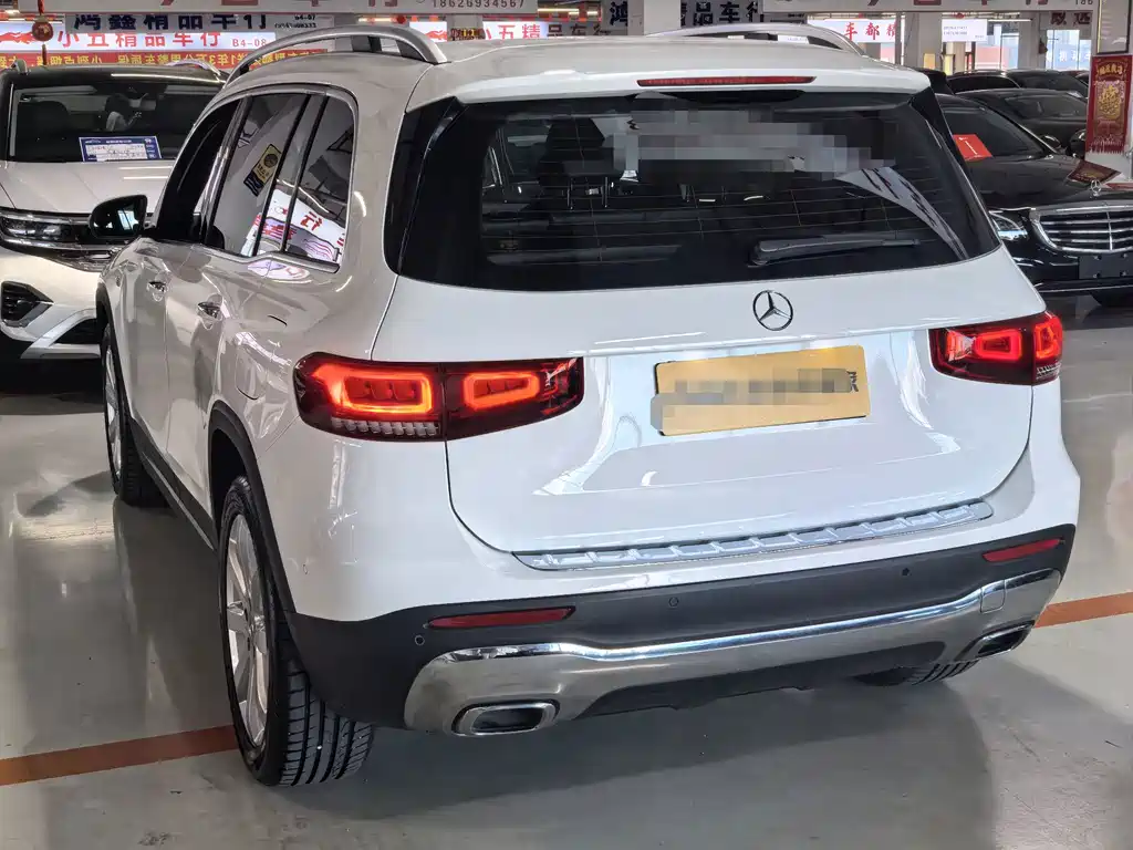 Mercedes-Benz GLB — миниатюра 7
