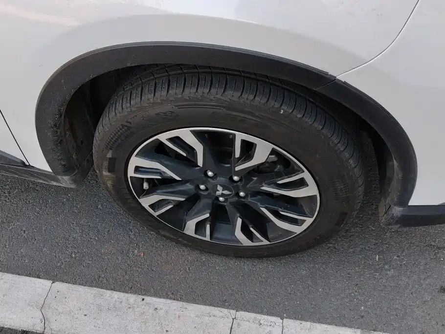 Mitsubishi Outlander — миниатюра 6