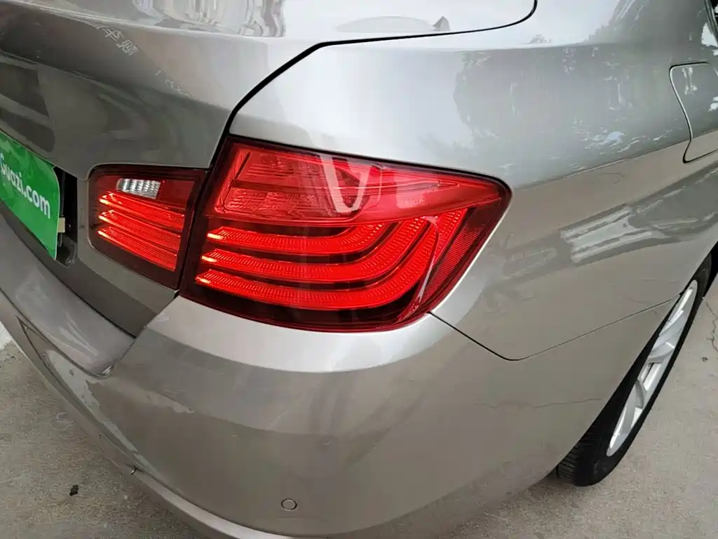 BMW 5 Series (Import) — миниатюра 8
