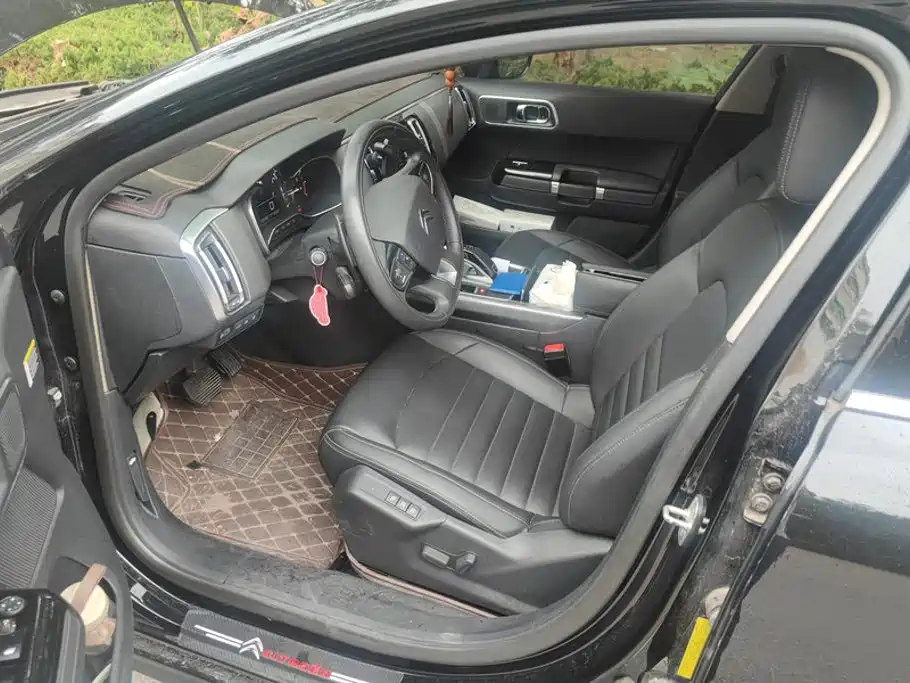 Citroen C6 — миниатюра 9