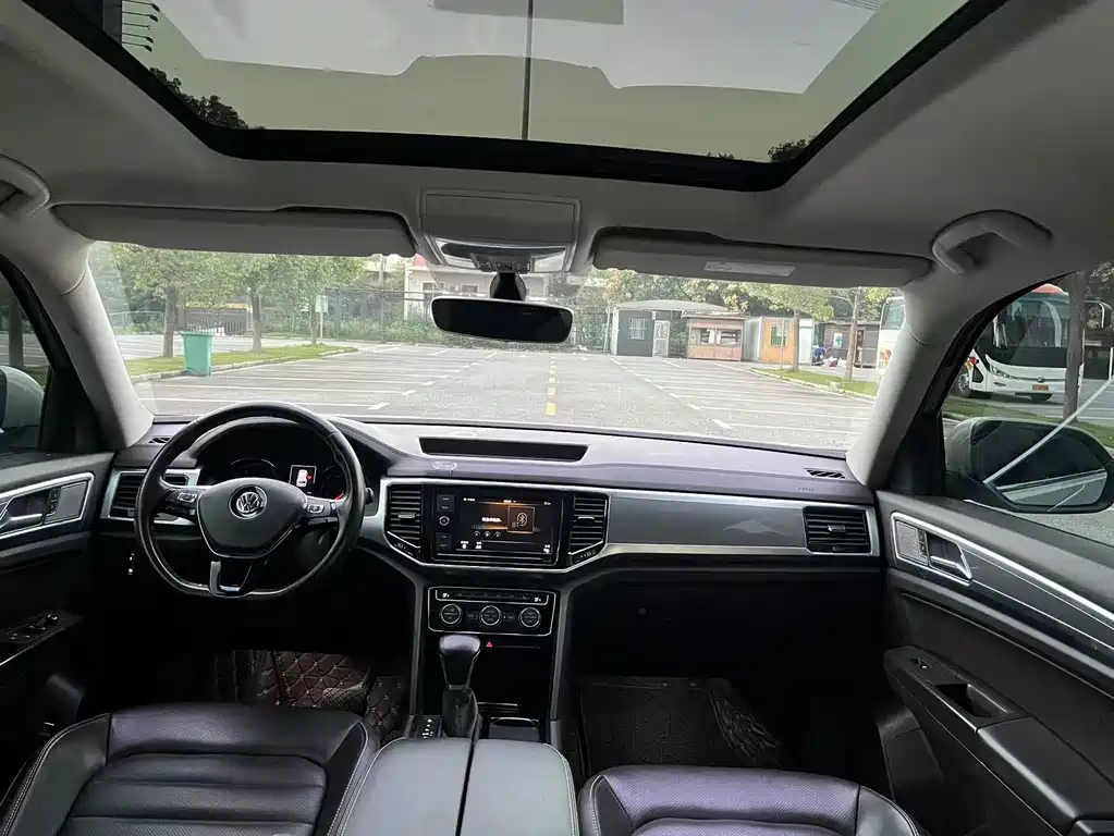 Volkswagen Teramont — миниатюра 9
