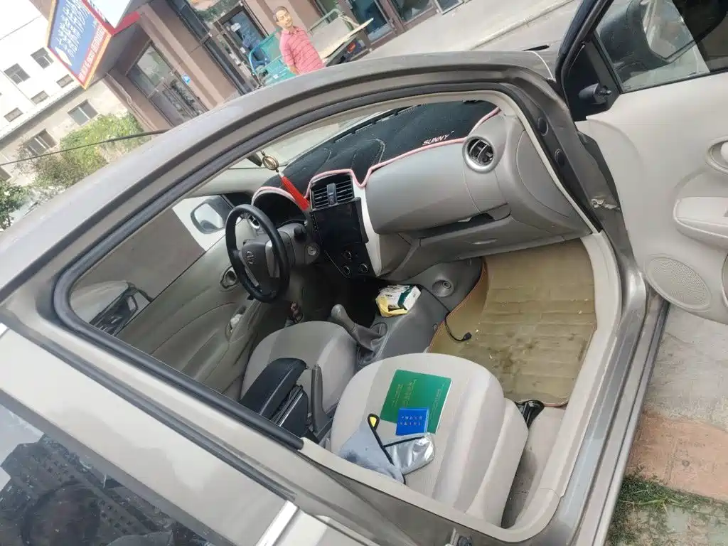Nissan Sunny — миниатюра 19
