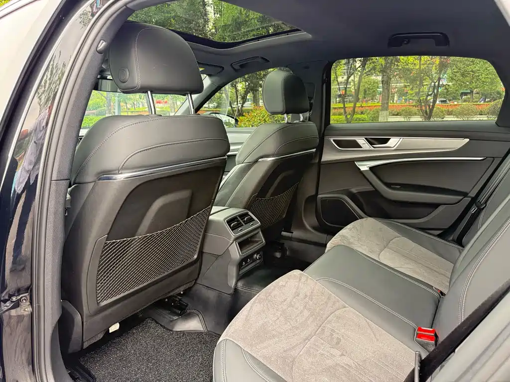 Audi A6L — миниатюра 5