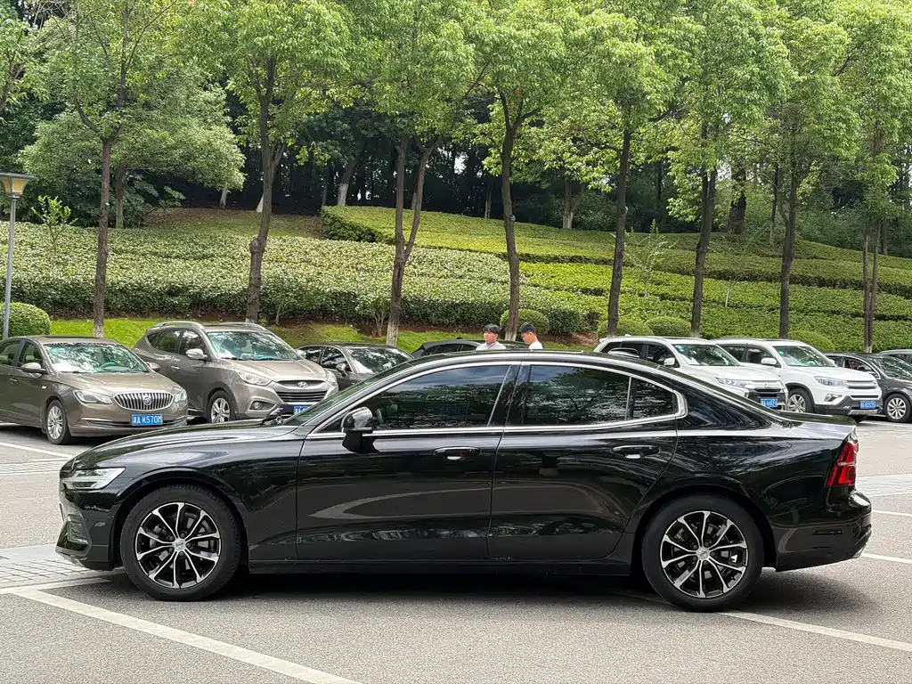 Volvo S60 — миниатюра 5