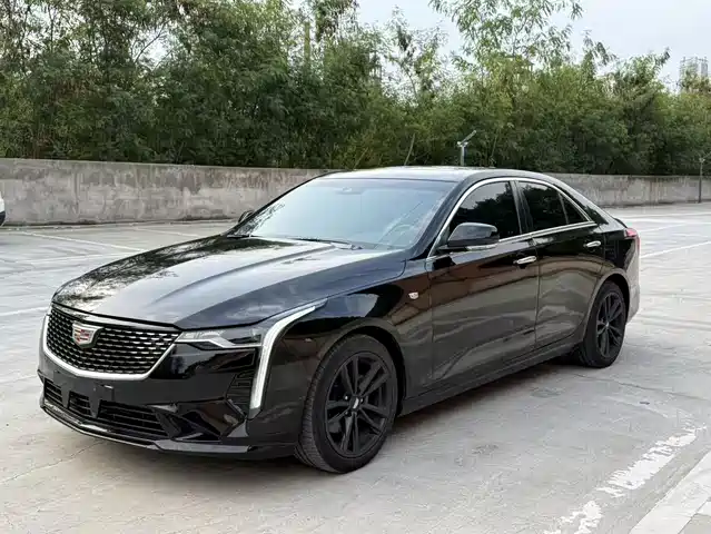 Cadillac CT4