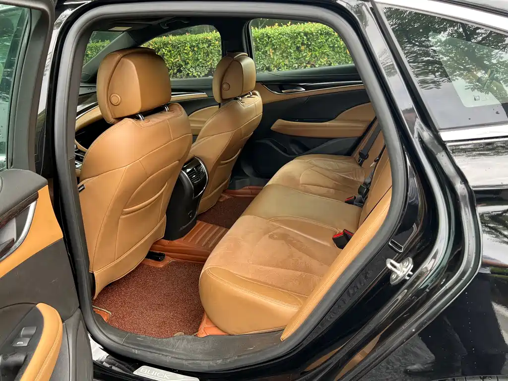 Buick LaCrosse — миниатюра 15
