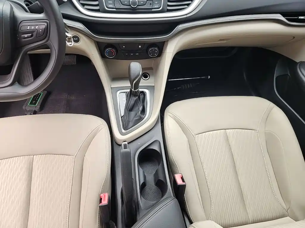 Buick Excelle — миниатюра 14