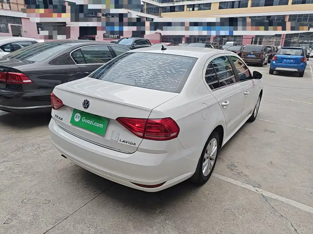Volkswagen Lavida — миниатюра 7