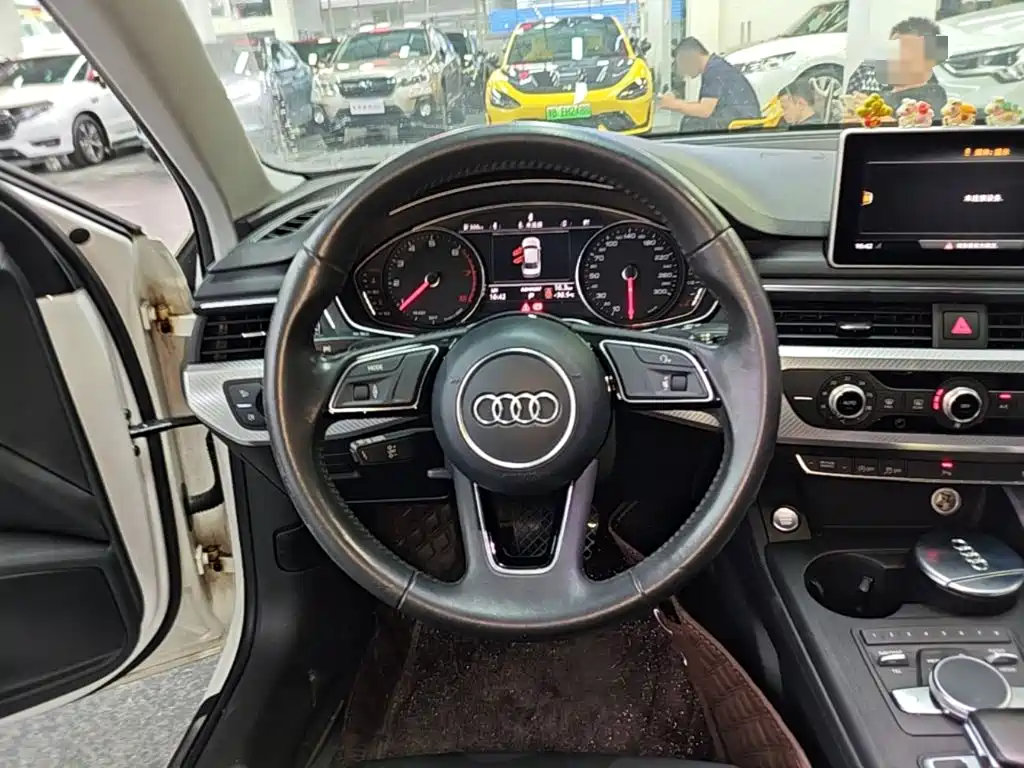 Audi A4L — миниатюра 11