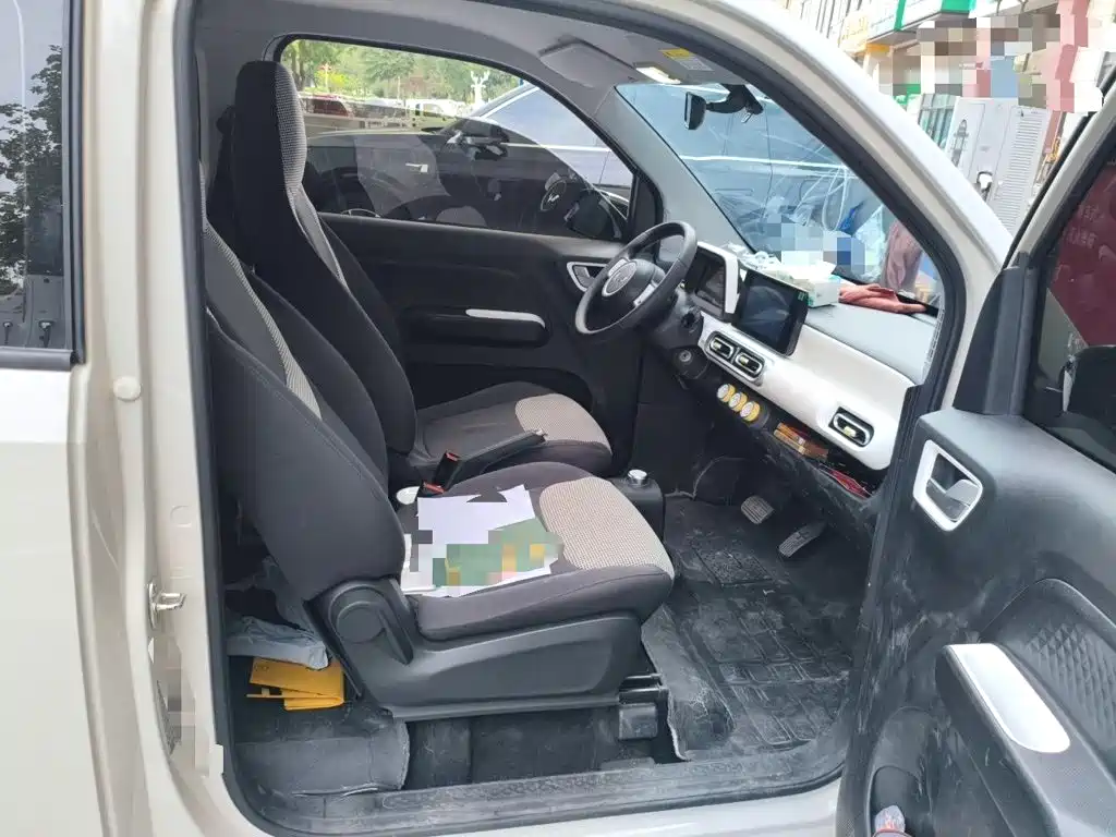 Wuling MINIEV — миниатюра 19