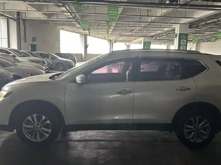 Nissan X-Trail — миниатюра 25