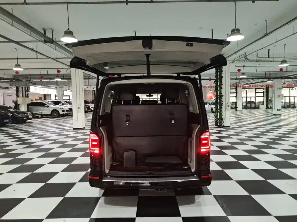 Volkswagen Caravelle — миниатюра 19