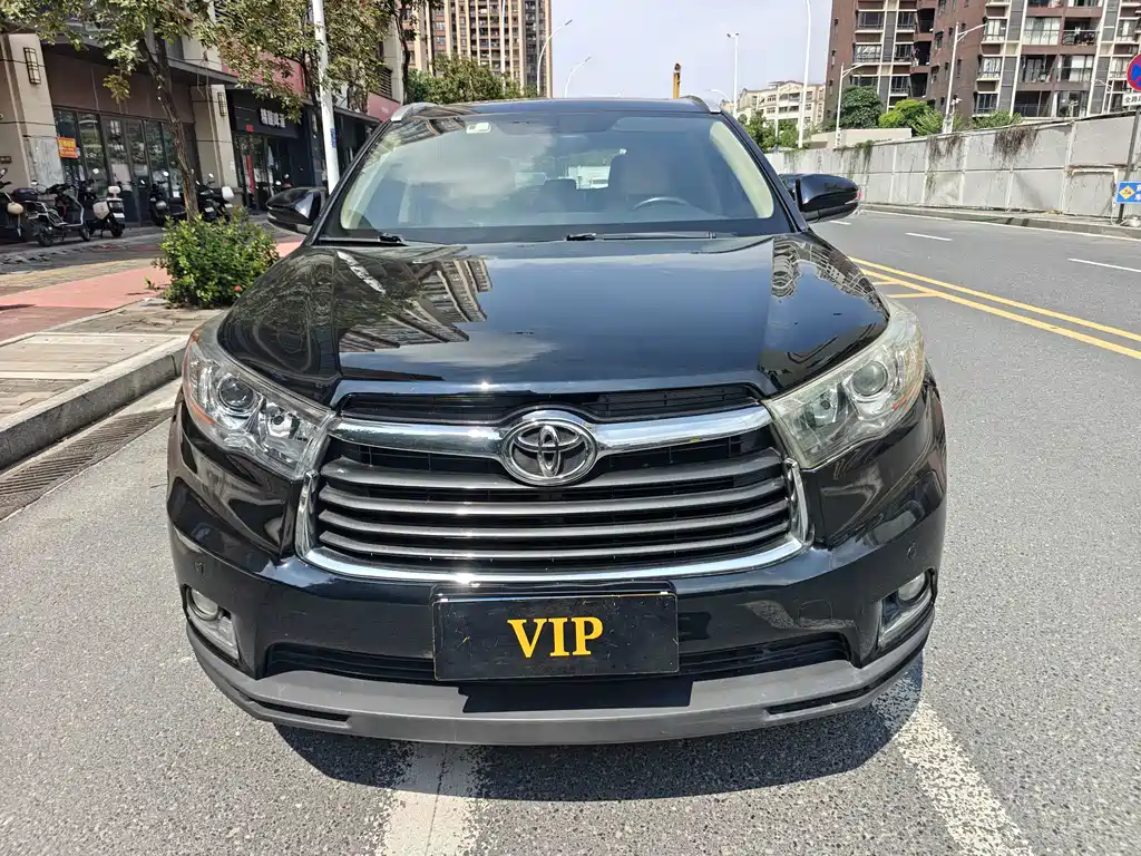 Toyota Highlander — миниатюра 3