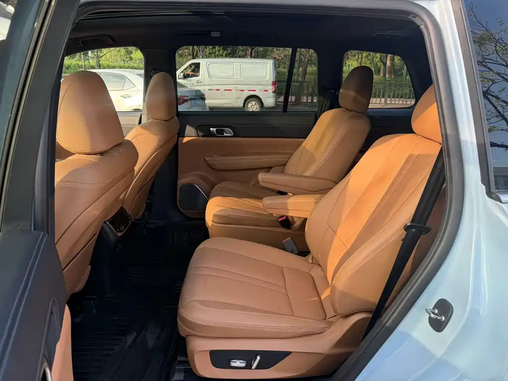 Li Auto Li ONE — миниатюра 7