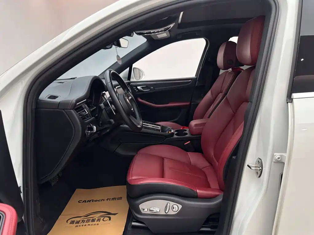 Porsche Macan — миниатюра 8