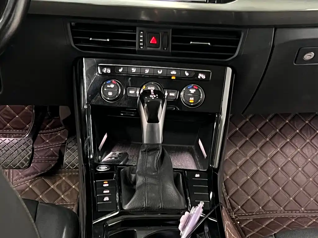 Volkswagen Passat — миниатюра 11