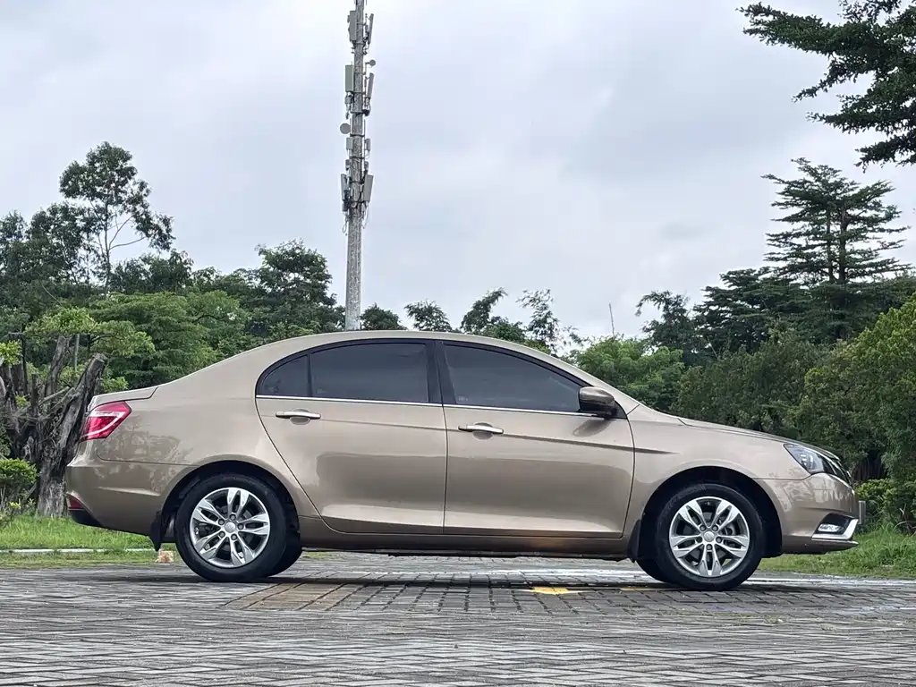Geely Emgrand — миниатюра 17