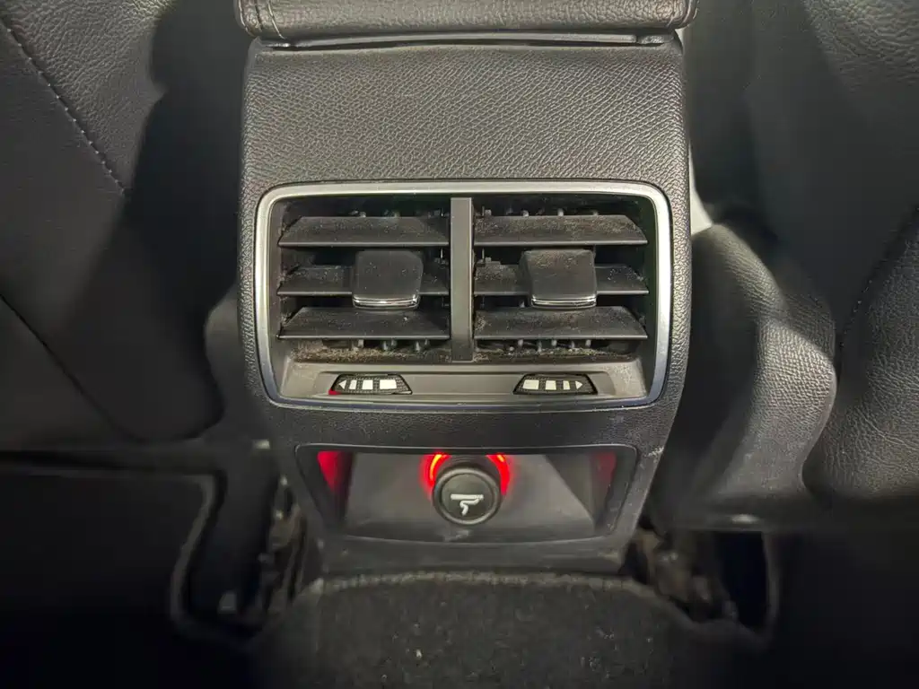 Peugeot 408 — миниатюра 21