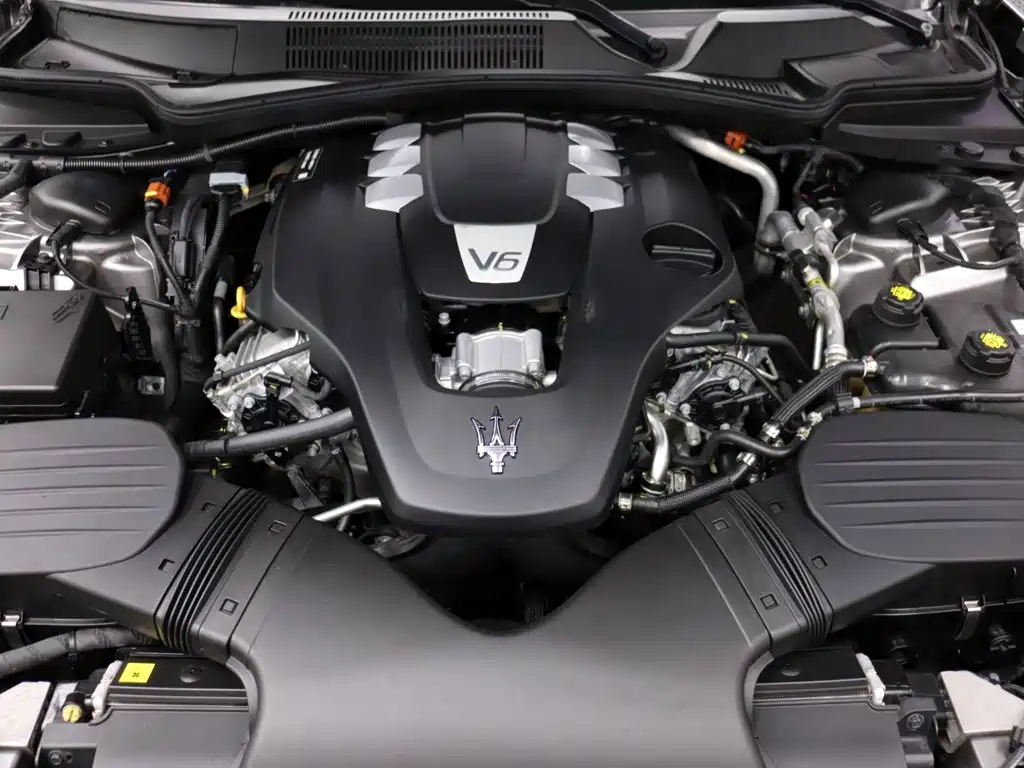 Maserati Quattroporte — миниатюра 35