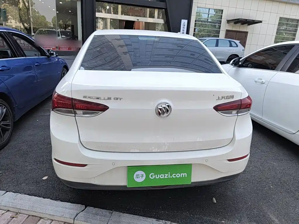 Buick Excelle — миниатюра 6
