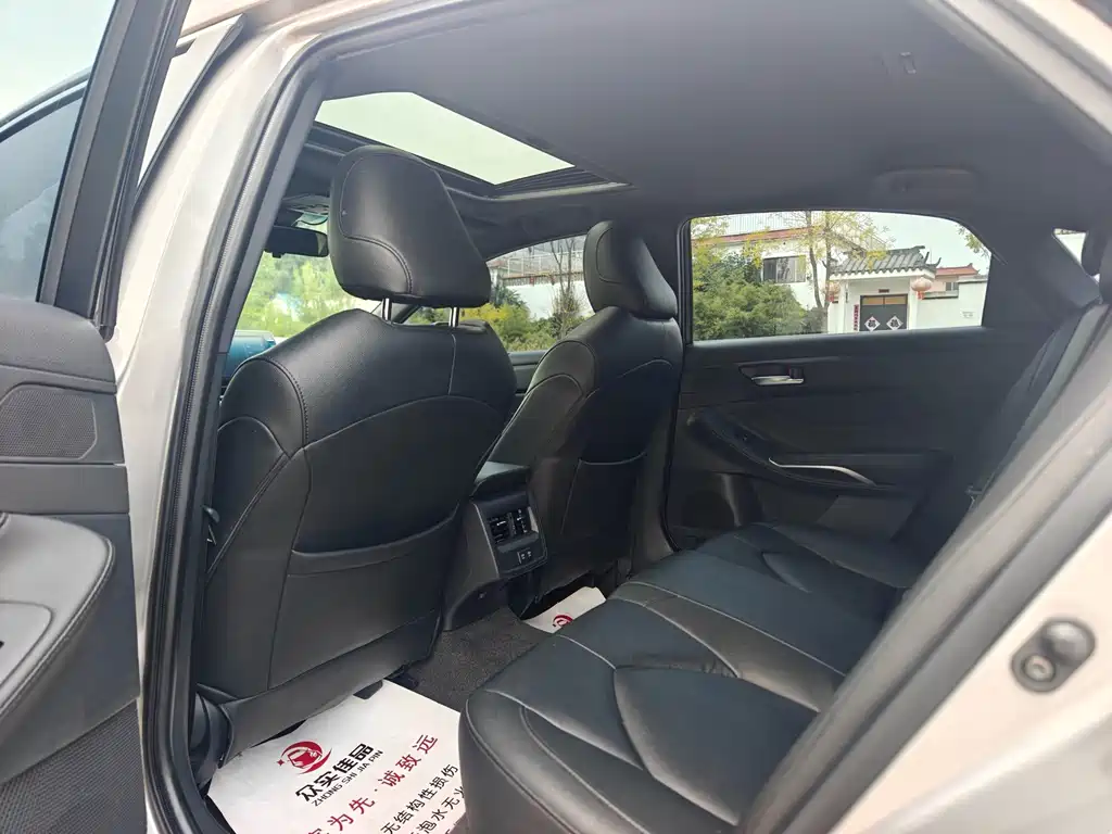 Toyota Avalon — миниатюра 19
