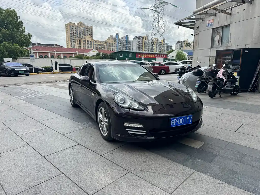 Porsche Panamera — миниатюра 3