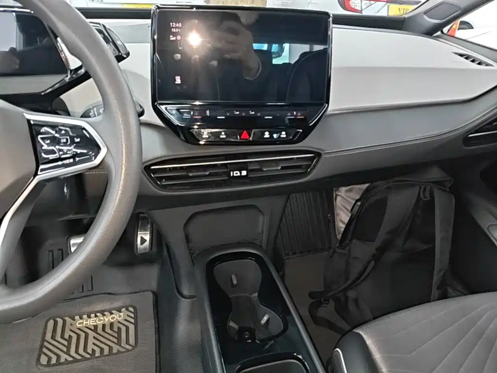 Volkswagen ID.3 — миниатюра 13