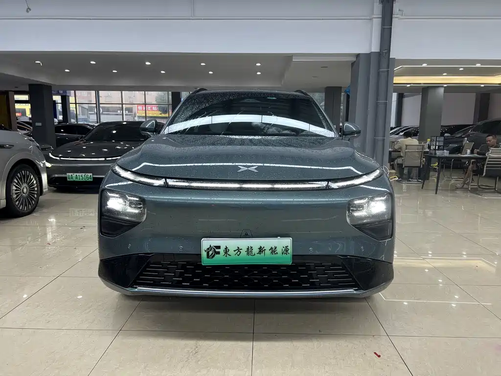 2024 Xpeng G9 - zdjęcie 1 z 14
