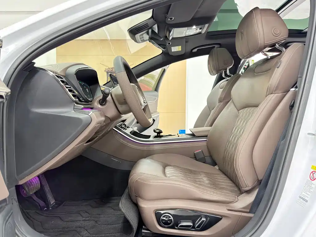 BYD Han — миниатюра 10