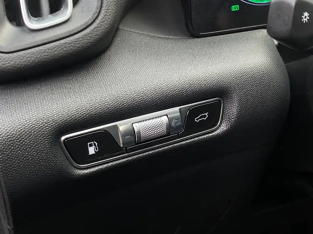 Hongqi HONGQI HS3 PHEV