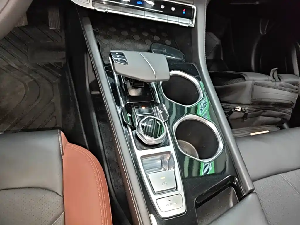 Changan Eado — миниатюра 14