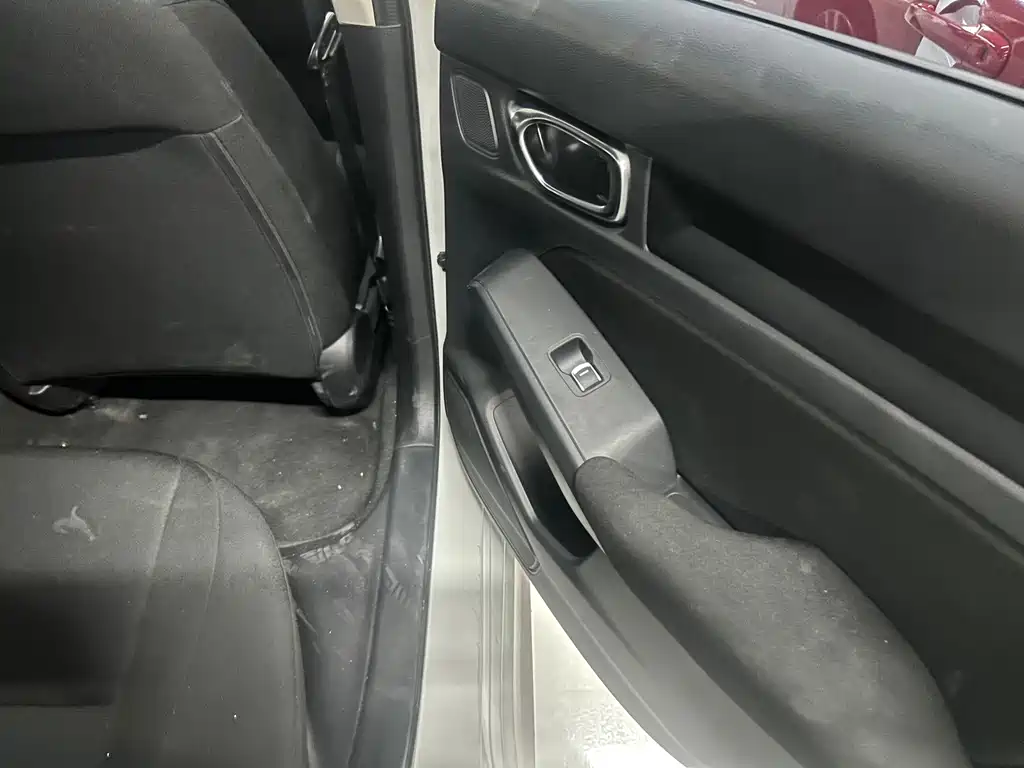 Honda Civic — миниатюра 8