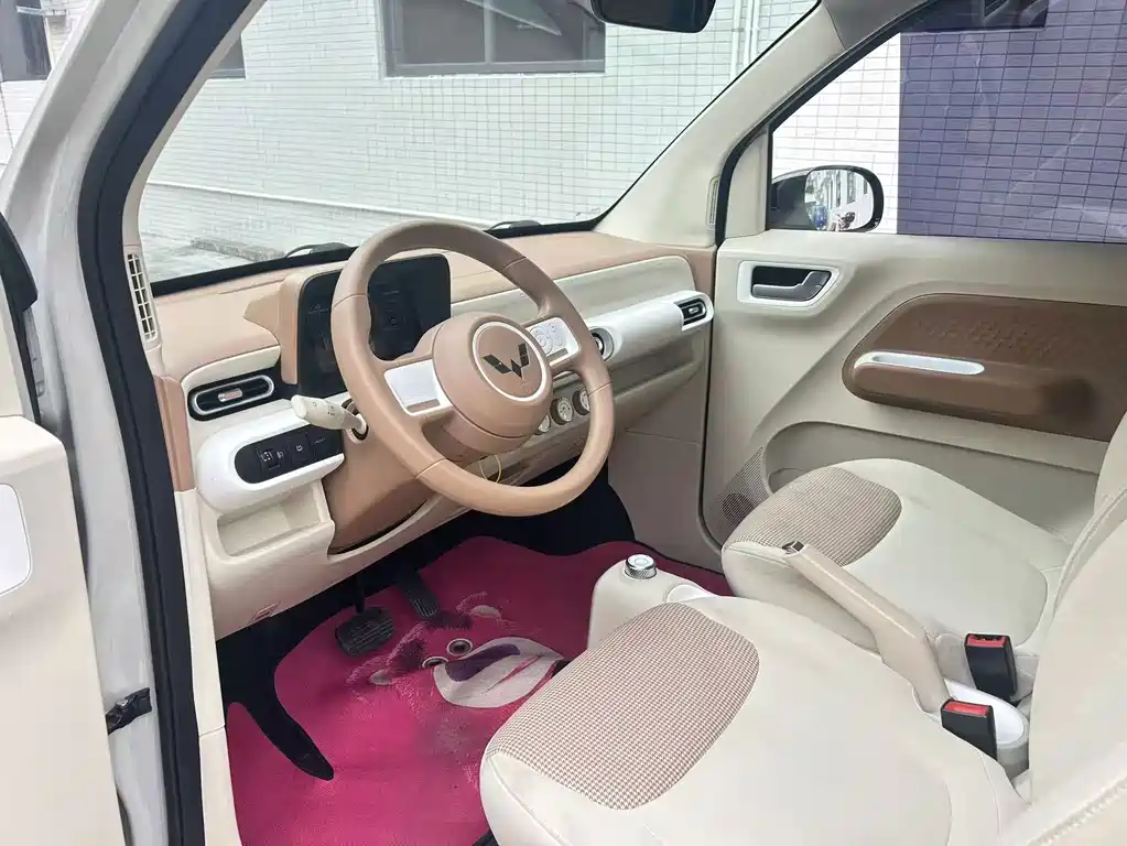 Wuling MINIEV — миниатюра 5