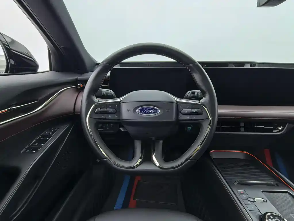 Ford Mondeo — миниатюра 12