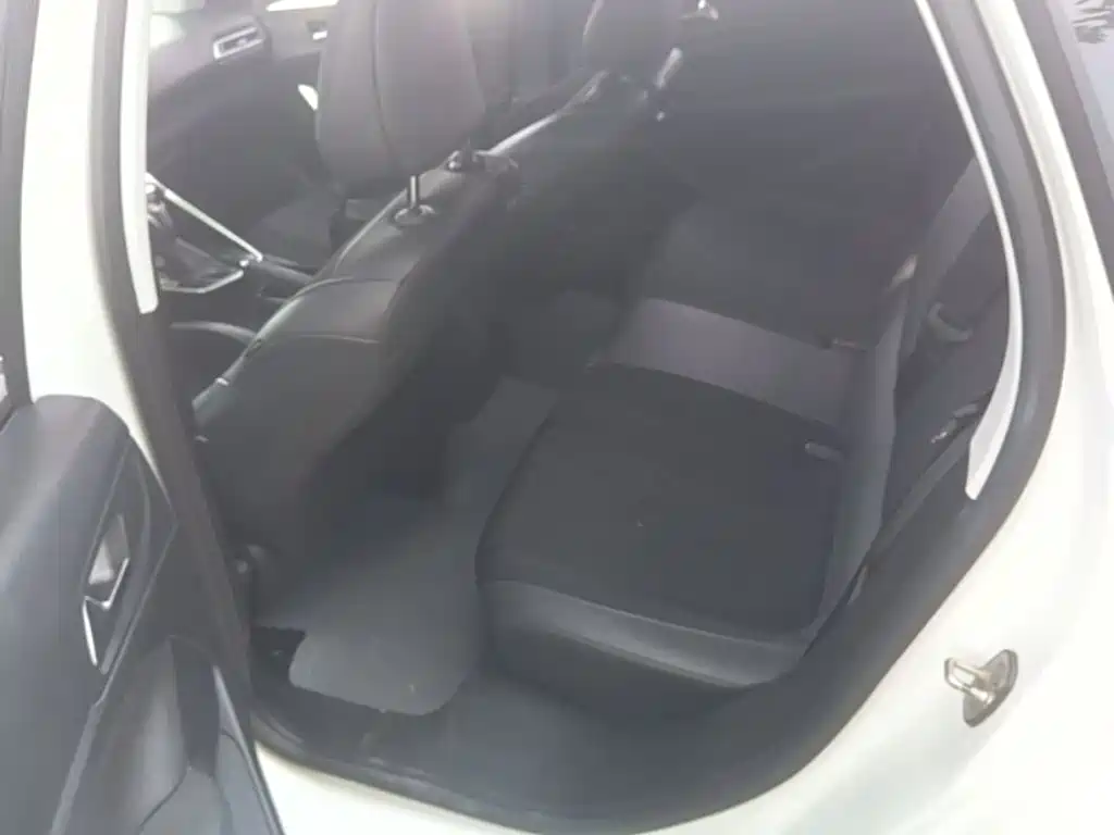Peugeot 308 — миниатюра 17