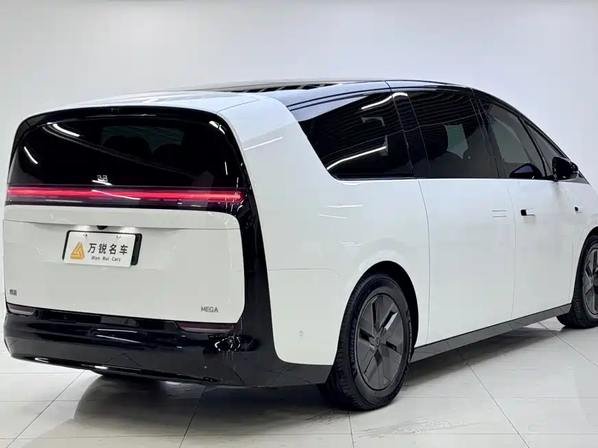 Li Auto Li MEGA — миниатюра 3