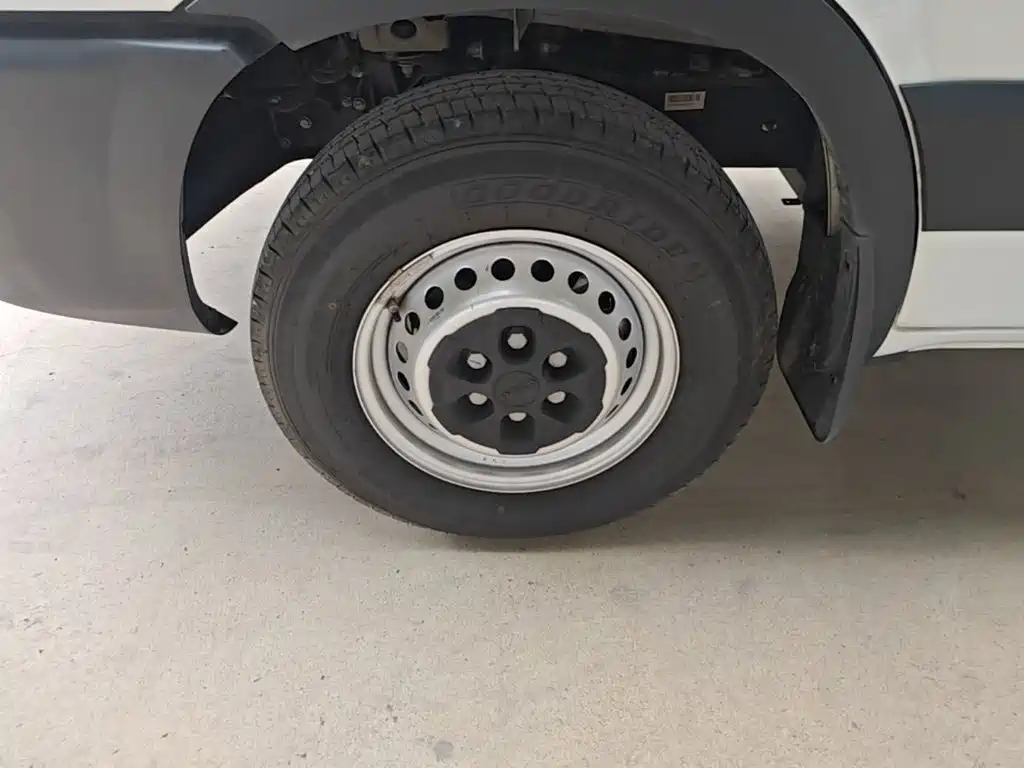 IVECO Ousheng — миниатюра 23