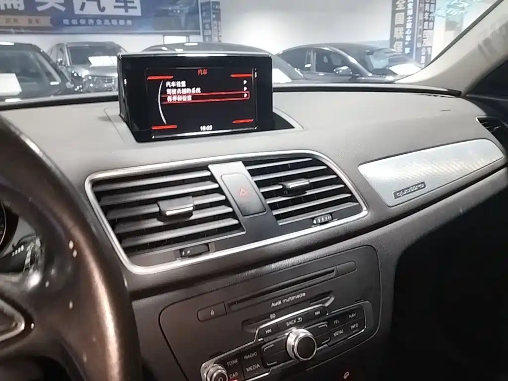Audi Q3 — миниатюра 13