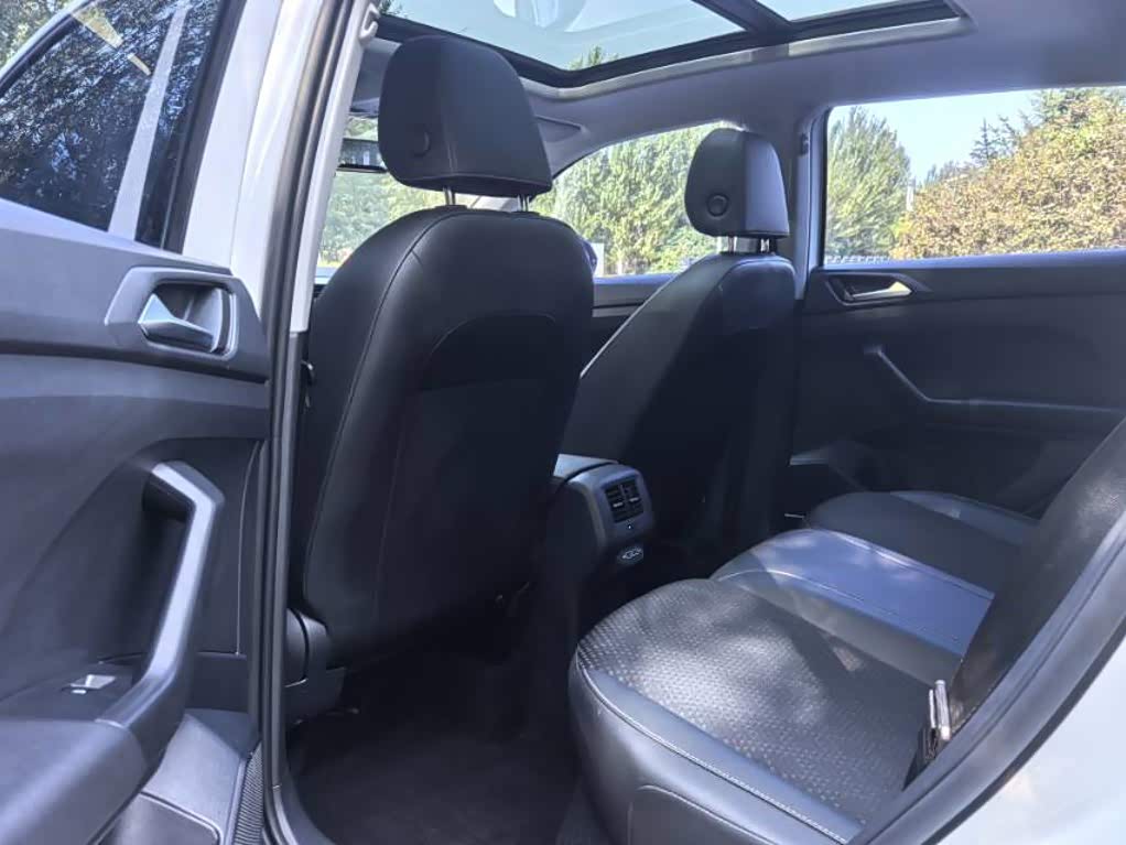 Volkswagen Tanying 1.5 л 2023 г. Белый, пробег 20000 км