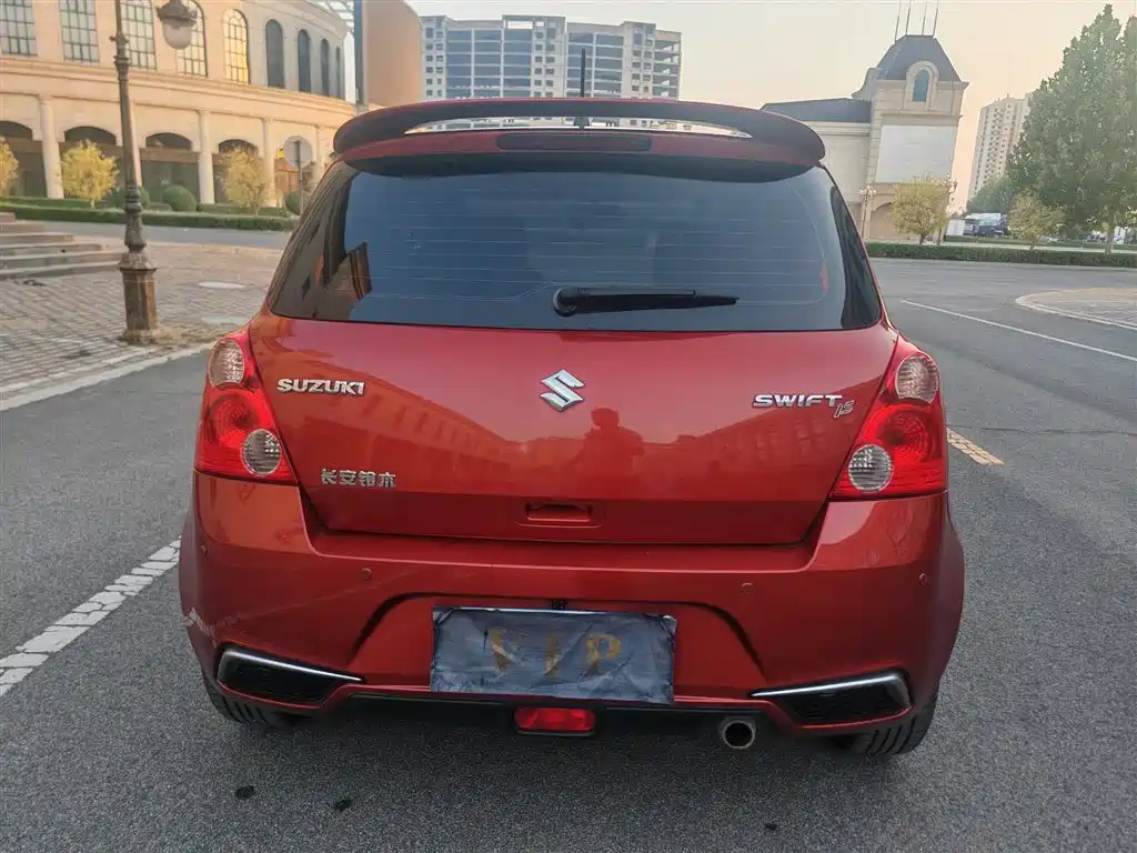 Suzuki Swift — миниатюра 18