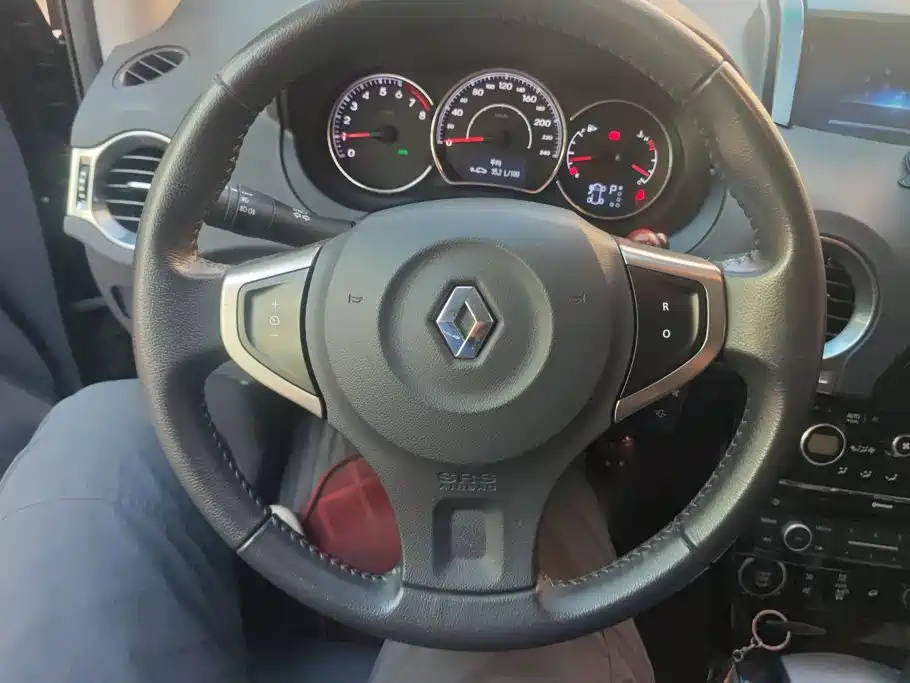 Renault Koleos (Import) — миниатюра 14